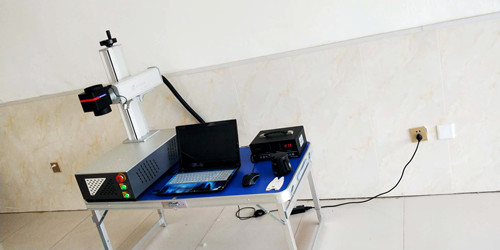 夜市摆摊用的激光打标机多少钱一台？