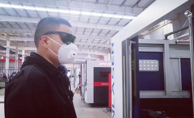 激光防护(激光个人防护措施) 第8张